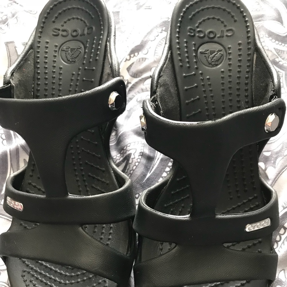Women’s heeled CROCS sandal EUC Sz 8